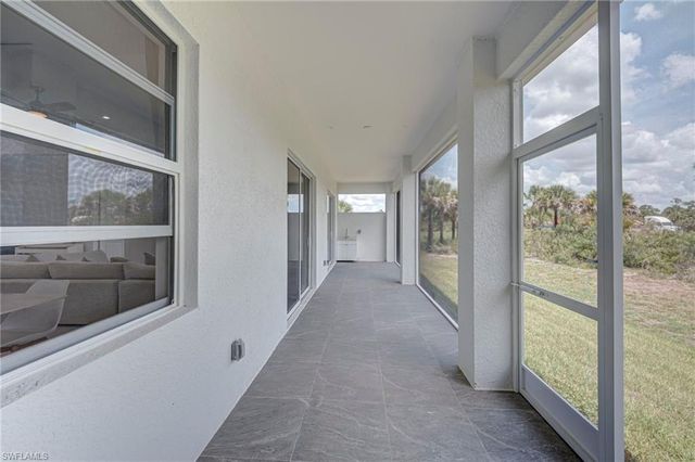 2662 36th AVE SE, Naples, FL 34117