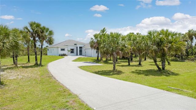 2662 36th AVE SE, Naples, FL 34117