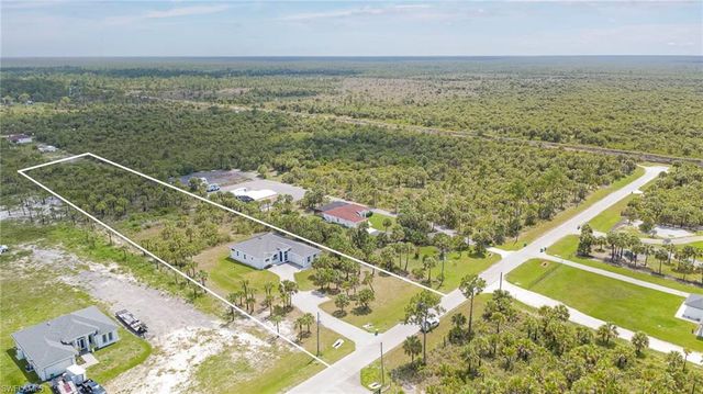 2662 36th AVE SE, Naples, FL 34117