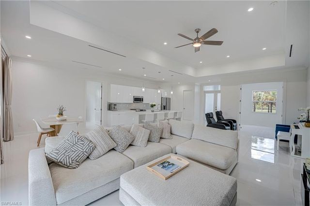 2662 36th AVE SE, Naples, FL 34117