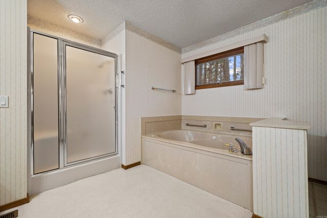 34 Alicante Way, Hot Springs Village, AR 71909
