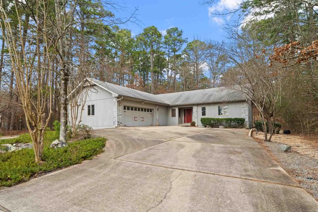 34 Alicante Way, Hot Springs Village, AR 71909