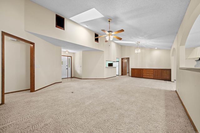 34 Alicante Way, Hot Springs Village, AR 71909