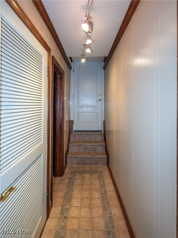 2990 Hampton Road, Cleveland, OH 44120