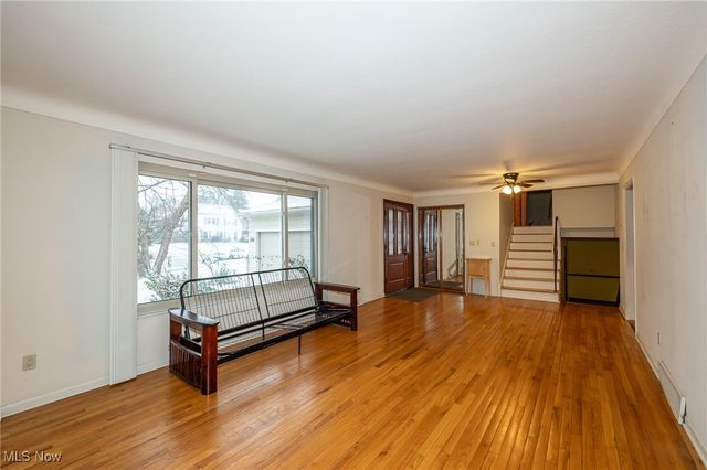 2990 Hampton Road, Cleveland, OH 44120