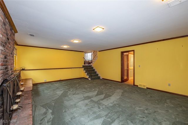 2990 Hampton Road, Cleveland, OH 44120