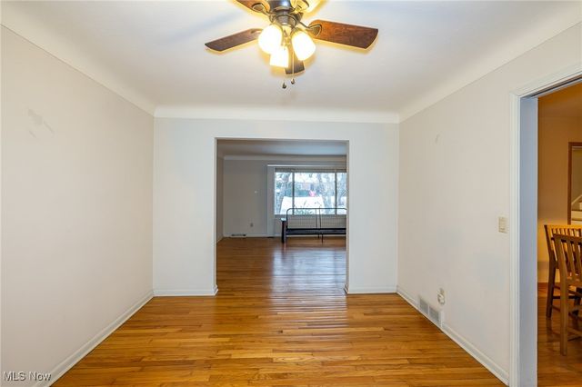 2990 Hampton Road, Cleveland, OH 44120