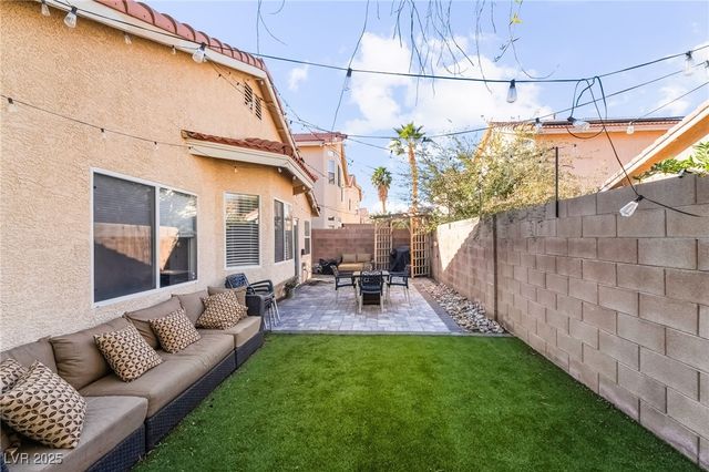 2348 Buffalo Run Avenue, Las Vegas, NV 89123