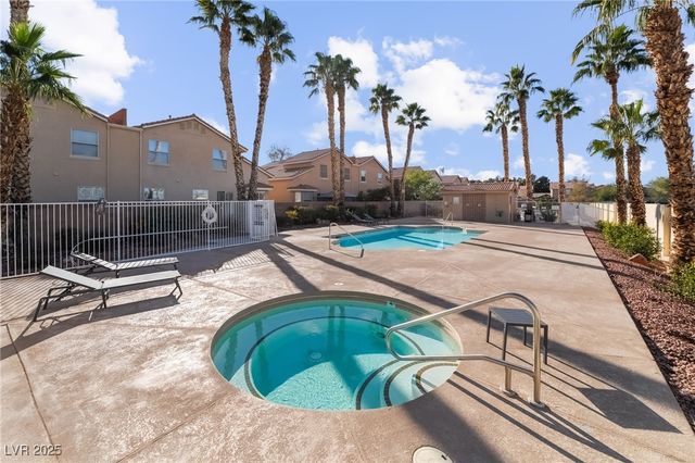 2348 Buffalo Run Avenue, Las Vegas, NV 89123