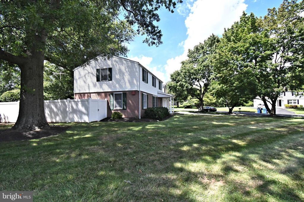 124 CHURCH RD, NORTH WALES, PA 19454 — photo 2