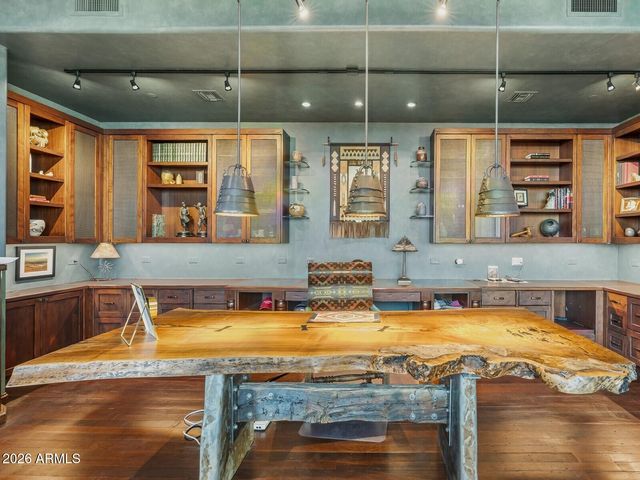 42325 N 108TH Street, Scottsdale, AZ 85262