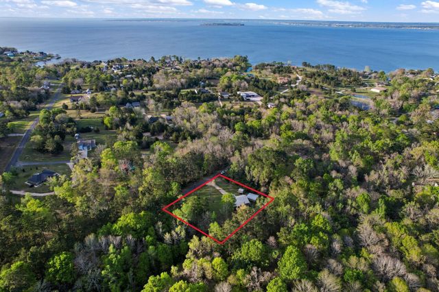 180 Heron Lane, Coldspring, TX 77331