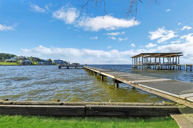 180 Heron Lane, Coldspring, TX 77331