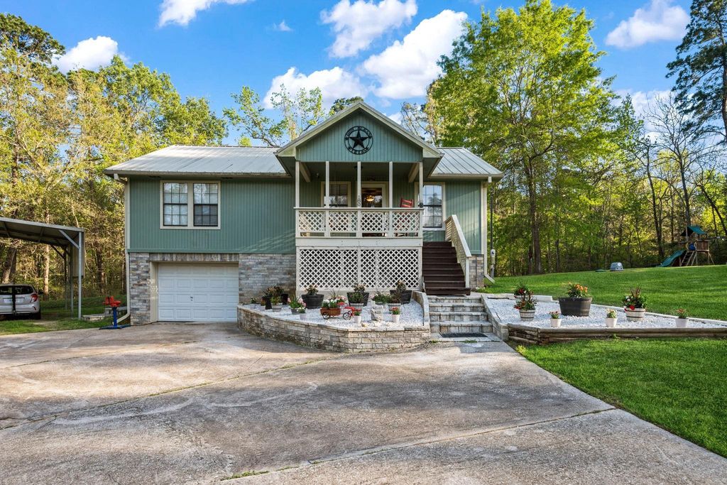 180 Heron Lane, Coldspring, TX 77331