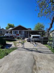 6826 Larkstone Street, Houston, TX 77028