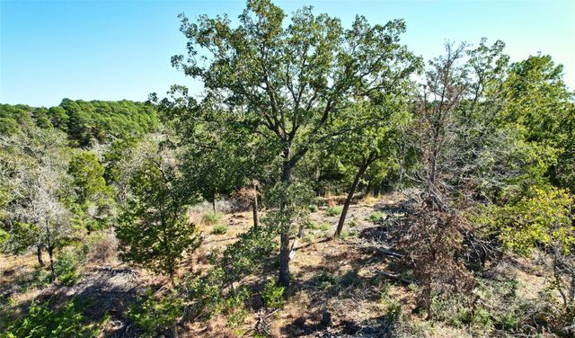 141 Helemano DR, Bastrop, TX 78602