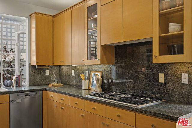 1037 16th Street 10, Santa Monica, CA 90403