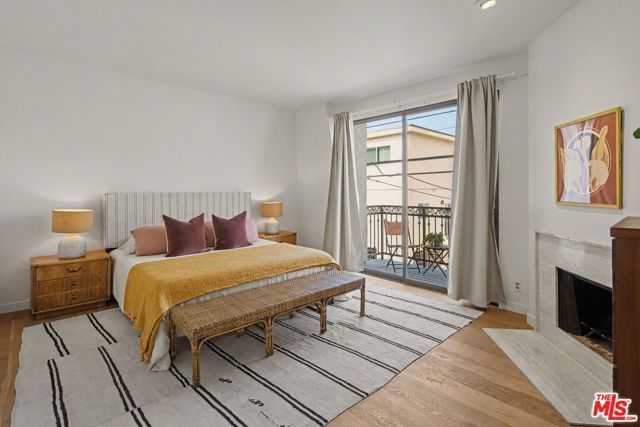 1037 16th Street 10, Santa Monica, CA 90403