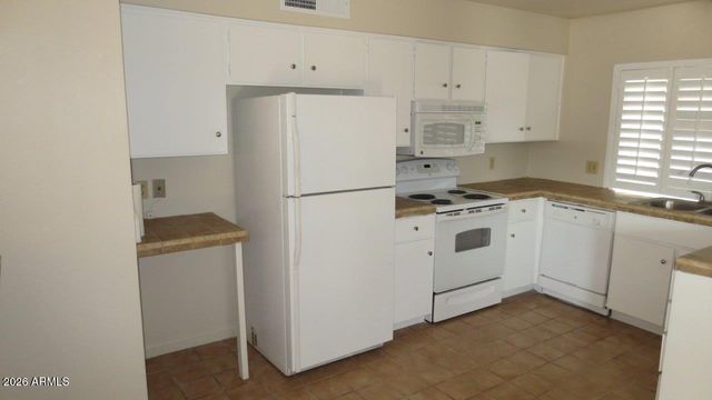 4030 E Windrose Drive, Phoenix, AZ 85032