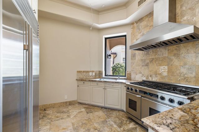 5412 Sturbridge Drive, Houston, TX 77056