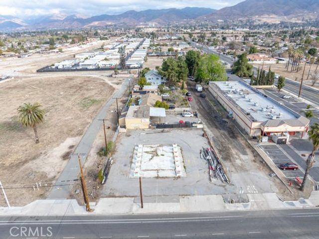 26468 Baseline Street, Highland, CA 92346