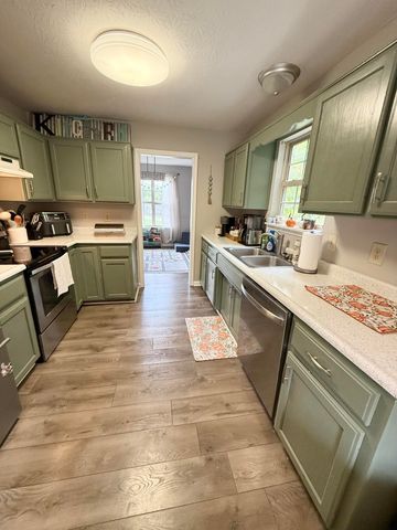 200 Berkley Lane, Frankfort, KY 40601
