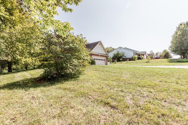 200 Berkley Lane, Frankfort, KY 40601