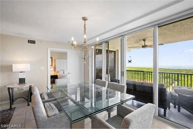 6825 Grenadier BLVD 1102, Naples, FL 34108