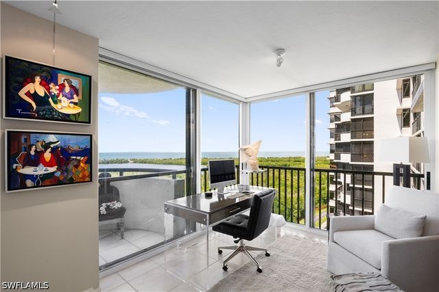 6825 Grenadier BLVD 1102, Naples, FL 34108