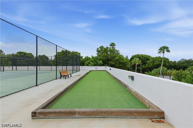 6825 Grenadier BLVD 1102, Naples, FL 34108
