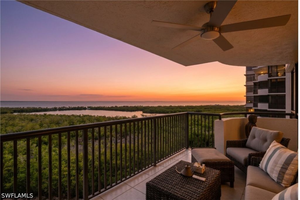6825 Grenadier BLVD 1102, Naples, FL 34108