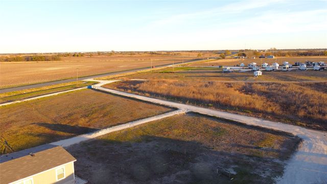 115 Private Road 172, Hillsboro, TX 76645