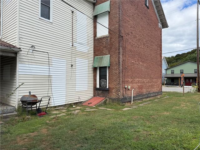 143 N Grant Ave, Kittanning Boro, PA 16201