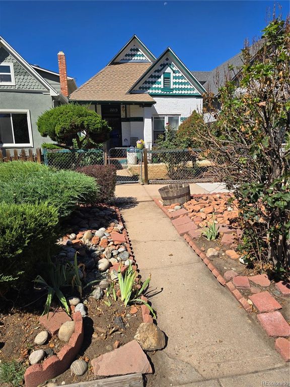3213 N Marion Street, Denver, CO 80205