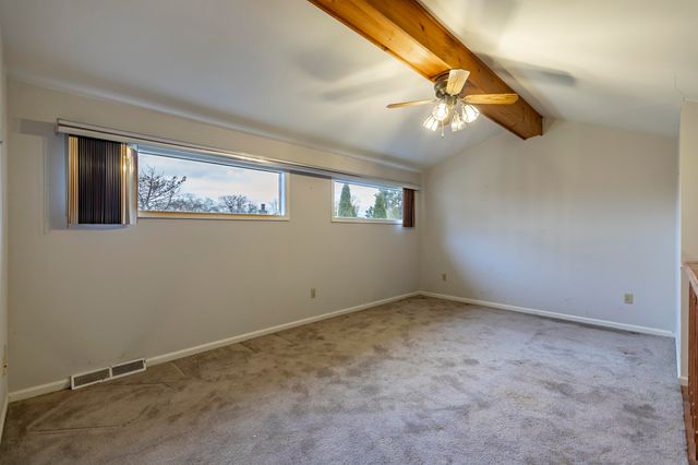 1874 Springvale Drive, Crown Point, IN 46307