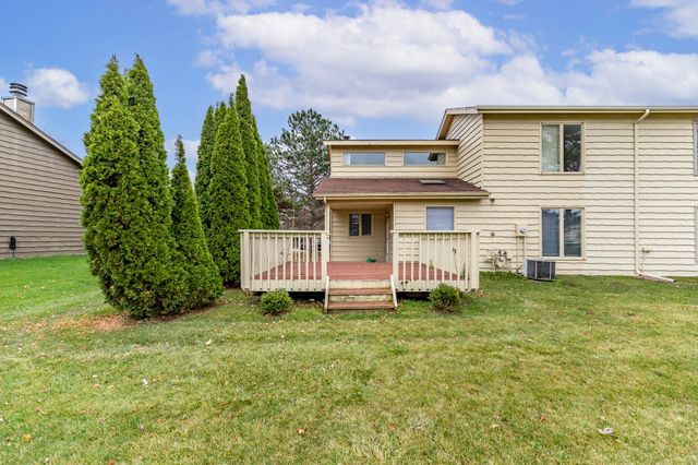 1874 Springvale Drive, Crown Point, IN 46307