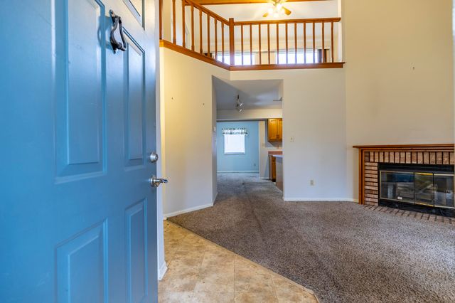 1874 Springvale Drive, Crown Point, IN 46307