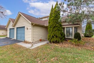 1874 Springvale Drive, Crown Point, IN 46307