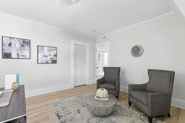 5 Kenwood St 3, Somerville, MA 02144