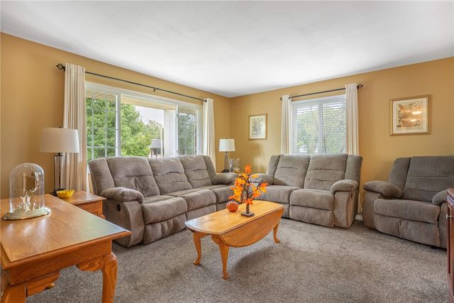 2431 Santa Rosa Drive, Kettering, OH 45440