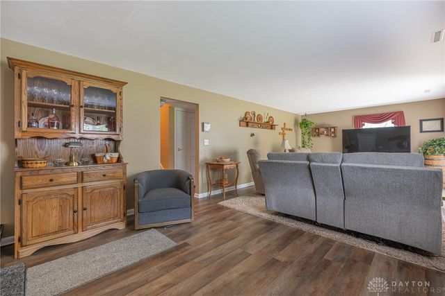 2431 Santa Rosa Drive, Kettering, OH 45440