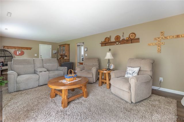 2431 Santa Rosa Drive, Kettering, OH 45440