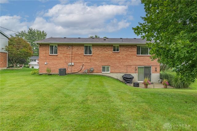 2431 Santa Rosa Drive, Kettering, OH 45440