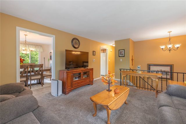 2431 Santa Rosa Drive, Kettering, OH 45440