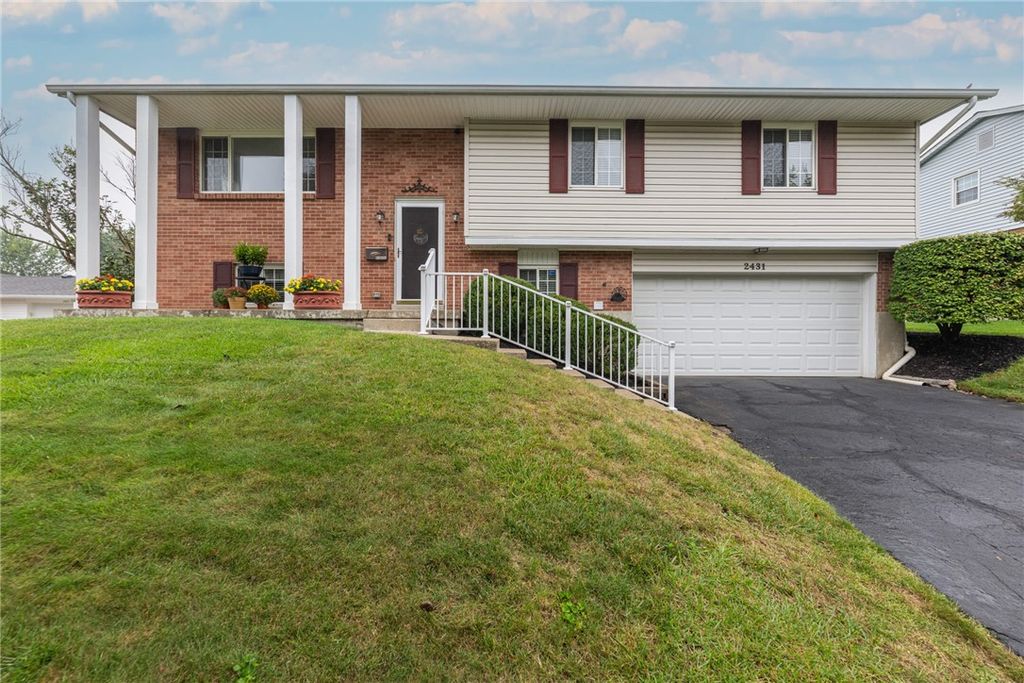 2431 Santa Rosa Drive, Kettering, OH 45440