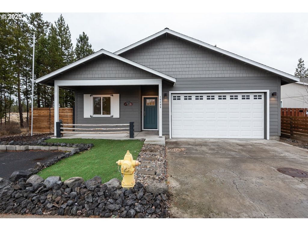 16499 BETTY Dr, La Pine, OR 97739