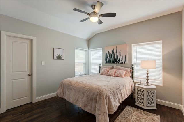 2521 Benbrook Boulevard, Fort Worth, TX 76109