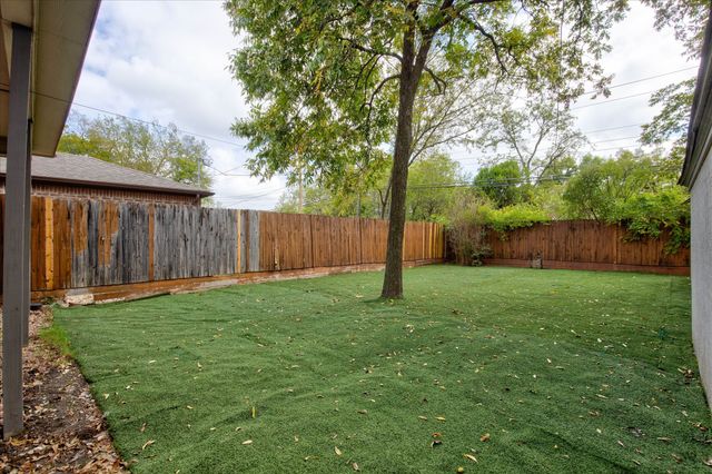 2521 Benbrook Boulevard, Fort Worth, TX 76109