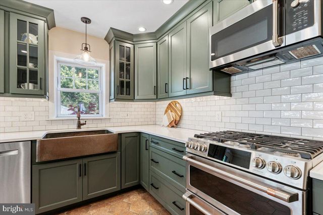 1129 QUEEN ST, Pottstown, PA 19464