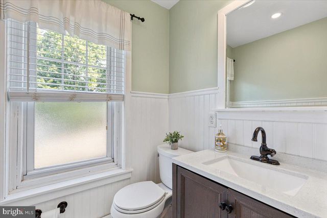 1129 QUEEN ST, Pottstown, PA 19464